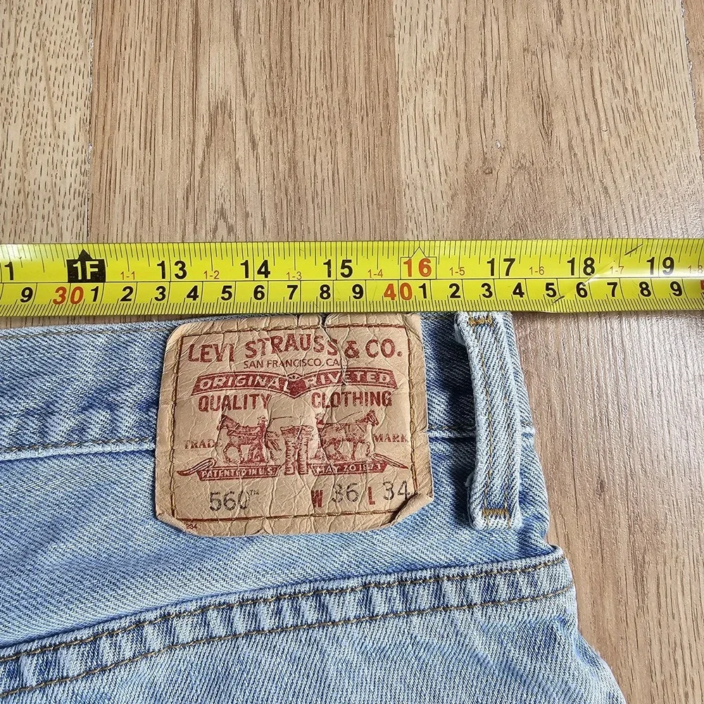 Levis 560 Comfort Fit Jeans Mens 36x34 Blue‎ Denim Pants Y2K Baggy Distressed